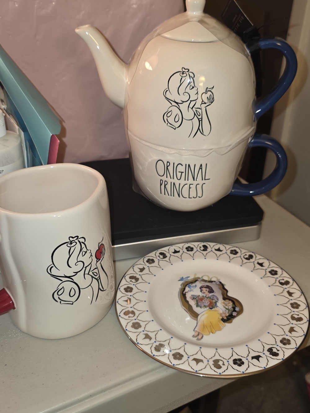 Original Princess Tea for One Set with Snow White Motif - White and Blue